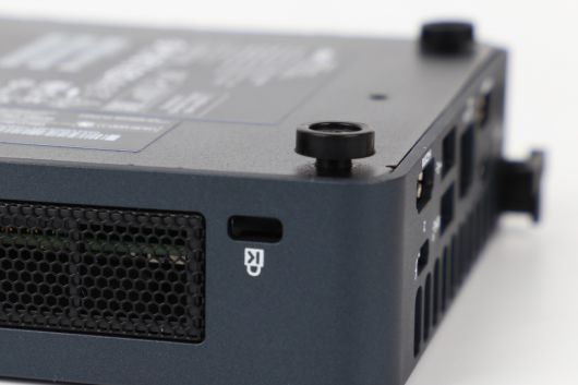 도난방지 홀인 ‘켄싱턴 락’도 품었다.