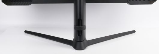 다양한 기능을 갖춘 HAS 스탠드이다. 스탠드는 Y자 디자인으로 디스플레이를 튼튼하게 받쳐주며, 뒤쪽에는 실리콘으로 된 케이블 타이가 있어 전원 케이블이나 입력 단자 케이블을 깔끔하게 정리할 수 있다.