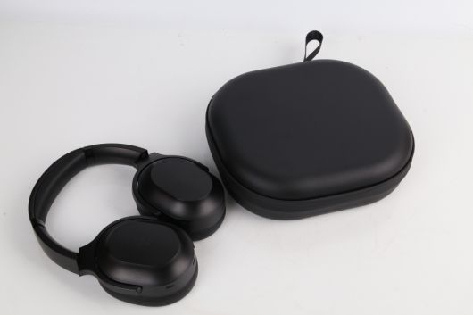 바라쿠다 프로에는 고품질 하드 케이스가 제공된다.