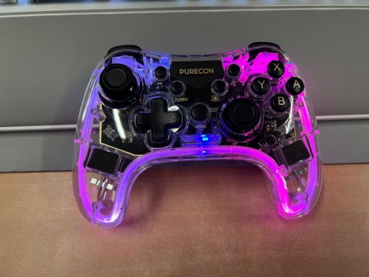 주목할 점은 RGB LED가 적용됐다는 것이다.