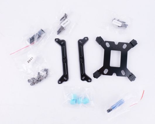 AMD는 물론, 인텔 시스템까지 모두 장착 가능하다.