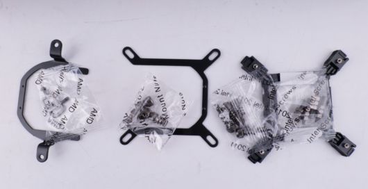 인텔 CPU와 AMD CPU 모두 사용할 수 있는 가이드가 제공된다.