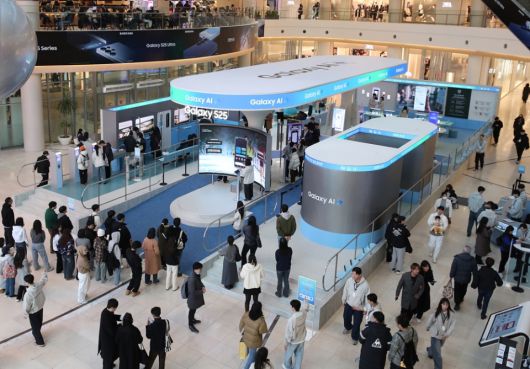 23일 오픈한 서울 영등포구 타임스퀘어 ‘갤럭시 스튜디오’ 전경(사진=삼성전자)