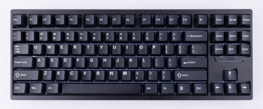 키캡을 검은색으로 통일시킬 수 있게 검은색으로 된 키캡도 제공된다.