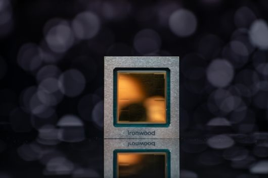 구글의 TPU 아이언 우드. 사진=구글 클라우드