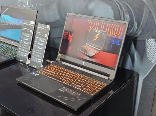 에이서 니트로 V 16 ANV16-71-786G