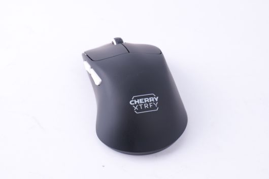 이 제품은 과거 엑스트리파이 게이밍 마우스 중 베스트셀러인 ‘엑스트리파이 M4’를 기반으로 완성도를 끌어올린 모델이다.