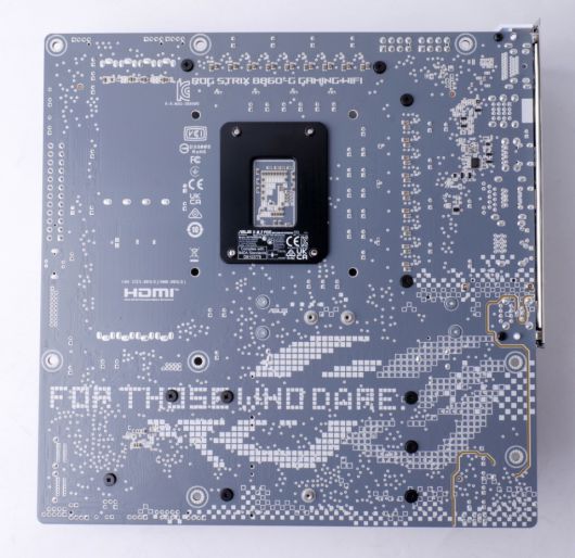 8층 다중 PCB 설계로 안정성이 뛰어나다.