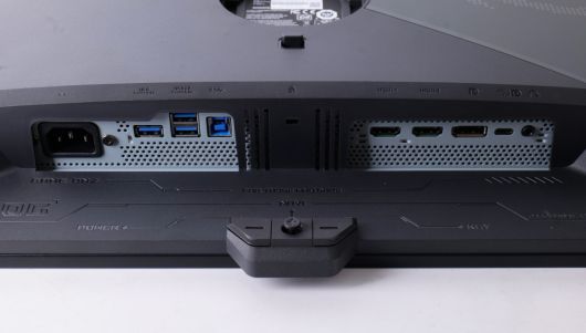 OSD 조작은 센서 뒤쪽에 있는 버튼을 통해 할 수 있다.