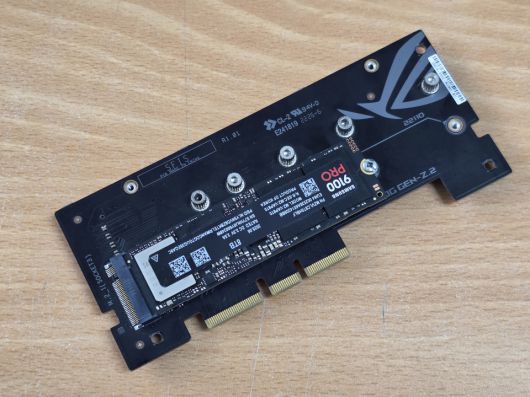 최신 메인보드와 우수한 궁합을 발휘하는 모델이다.