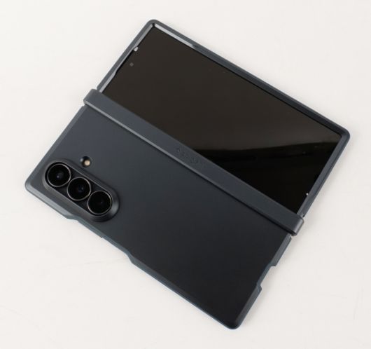 좀 더 커졌지만, 튼튼한 느낌이다.