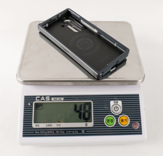 실제 측정한 무게는 48g이다.