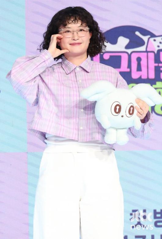 20일 오전 서울 마포구 쇼킹케이팝센터에서 ENA '지구마불 세계여행3'?제작발표회가 열렸다. 김태호, 김훈범 PD, 빠니보틀, 원지, 곽튜브가 참석했다. 박세완 엔터뉴스팀 기자 park.sewan@jtbc.co.kr