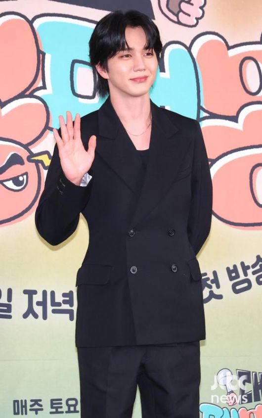 17일 오후 서울 스탠포드호텔에서 JTBC 새 예능프로그램 '대결! 팽봉팽봉' 제작발표회가 열렸다. 이진주, 신혜원 PD, 개그맨 최양락, 이봉원, 팽현숙, 이은지, 배우 유승호, 곽동연이 참석했다. 박세완 엔터뉴스팀 기자 park.sewan@jtbc.co.kr