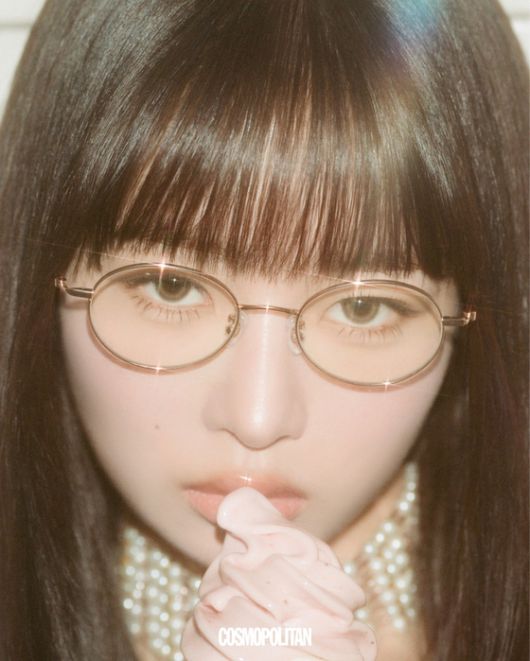 〈사진=코스모폴리탄〉