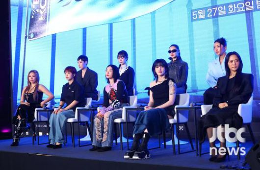 27일 오전 서울 SJ쿤스트할레에서 Mnet '월드 오브 스트릿 우먼 파이터' 제작발표회가 열렸다. 허니제이, 가비, 노제, 리정, 리헤이, 립제이, 모니카, 아이키, 효진초이가 참석해 소감을 말하고 있다. 박세완 엔터뉴스팀 기자 park.sewan@jtbc.co.kr