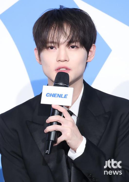 그룹 NCT드림이 14일 오전 서울 롯데시네마 월드타워에서 열린 정규 5집 '고 백 투 더 퓨처' 제작발표회에 참석해 소감을 말하고 있다. 박세완 엔터뉴스팀 기자 park.sewan@jtbc.co.kr