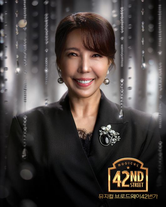 〈사진=CJ ENM, 샘컴퍼니〉