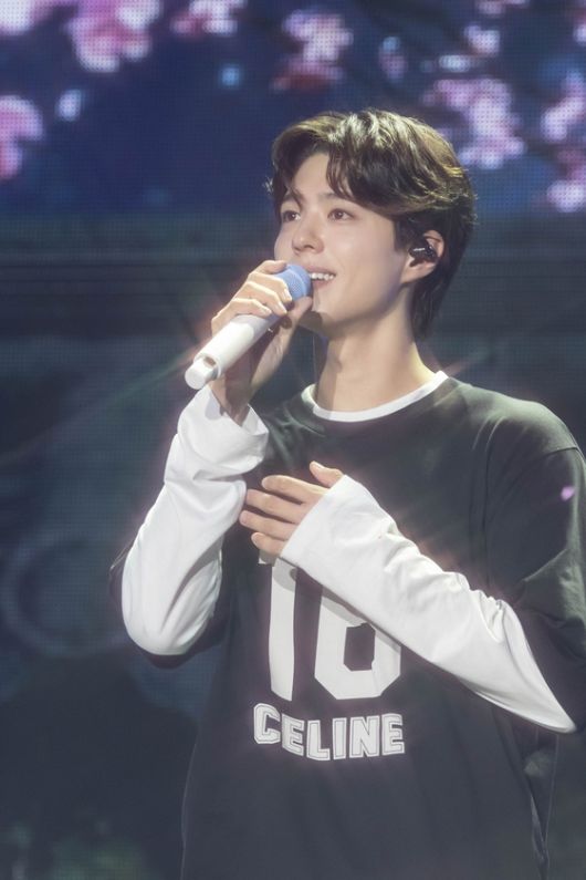 〈사진=더블랙레이블〉