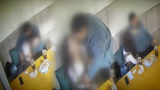 해당 영상은 JTBC 홈페이지에서 확인하실 수 있습니다.