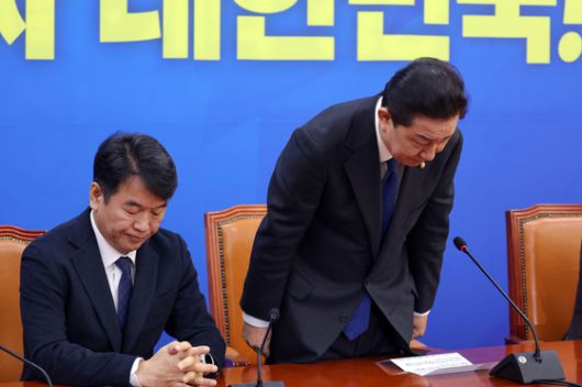 30일 사퇴 의사 밝히는 김병기 전 더불어민주당 원내대표. 〈사진=연합뉴스〉