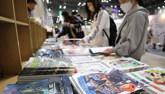 웹툰 산업이 커지는 만큼 이를 악용하는 불법 사이트도 횡행하고 있다.[사진=뉴시스]