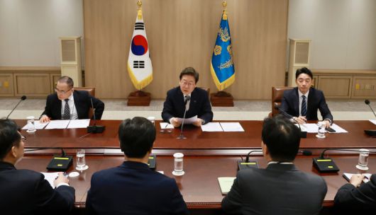 이재명 대통령이 물가 안정 대책을 마련하라고 지시했다.[사진｜뉴시스]