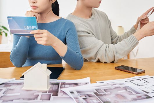 초혼 신혼부부 중 대출잔액이 있는 부부는 86.9%에 달했다. [사진 | 게티이미지뱅크]