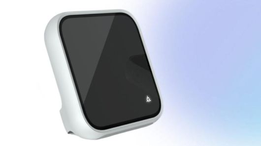 다음과 같이 생긴 매터 로고로 지원 제품을 식별할 수 있다. ⓒ  Connectivity Standards Alliance