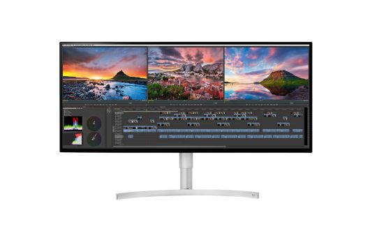 LG 34WK95U-W 모니터는 5120×2160 해상도로 인상적인 1,100만 픽셀을 제공하지만, 여전히 4K 모니터 한 쌍이 더 나을 때가 있다 ⓒ