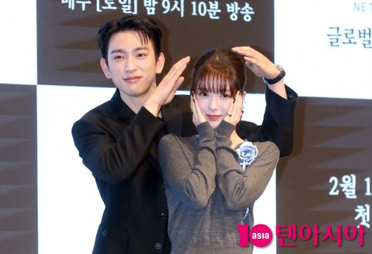 텐아시아