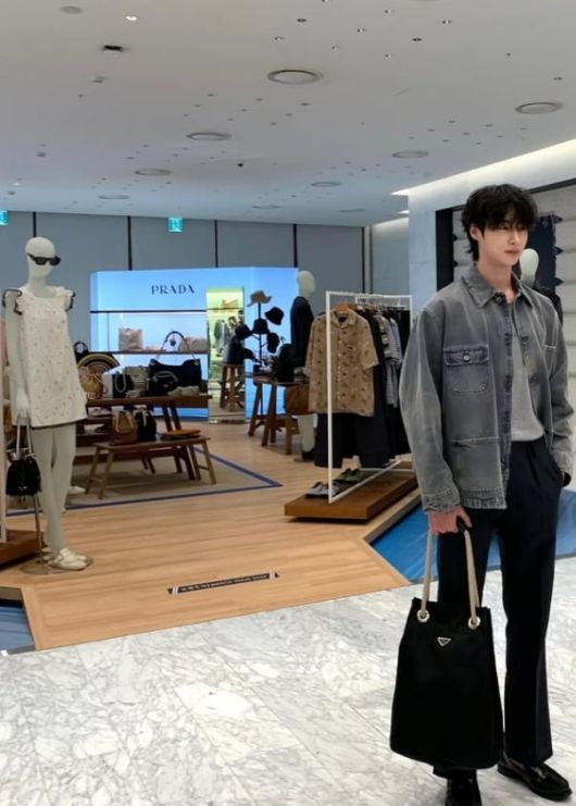 사진 = 변우석 인스타그램