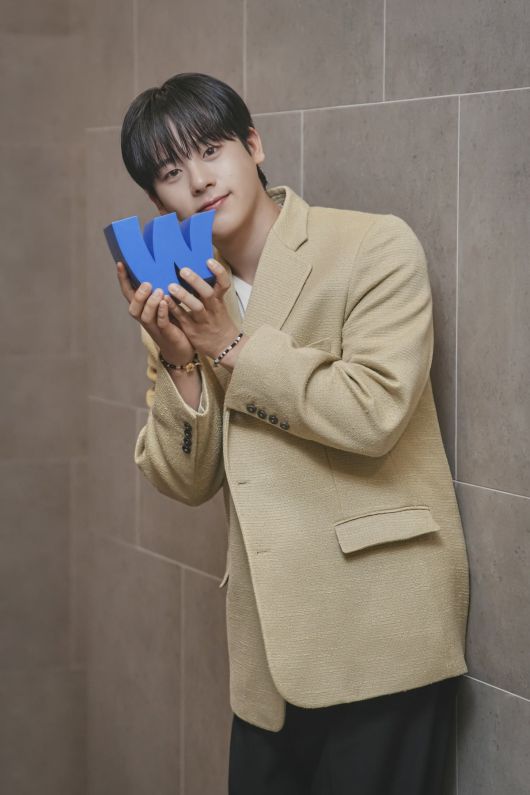 사진제공=웨이브