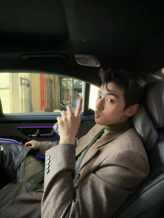 사진 = 차은우 인스타그램