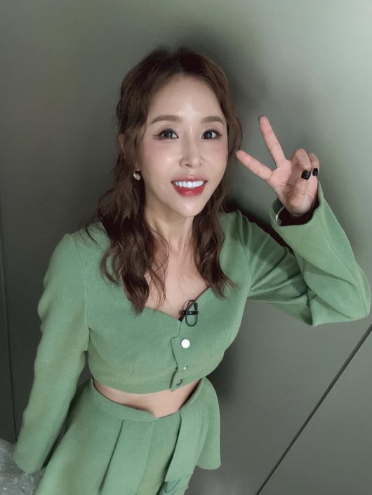 사진 = 신지 인스타그램