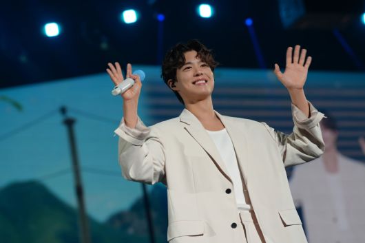 / 사진=더블랙레이블 제공