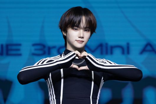 앰퍼샌드원 윤시윤/ 사진 제공=FNC