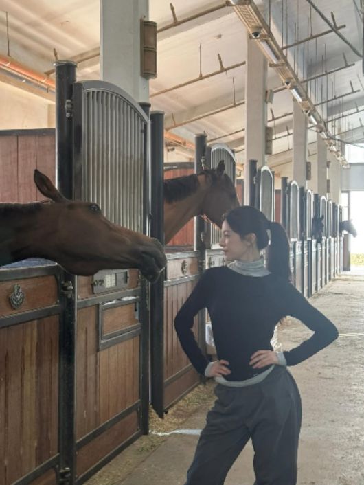 사진 = 고윤정 인스타그램