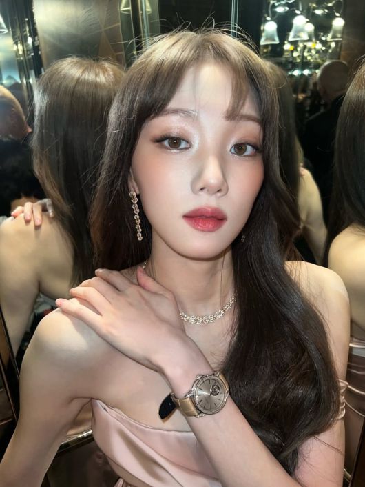 사진 = 이성경 인스타그램