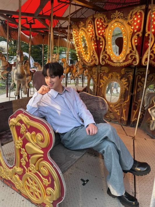 사진 = 이찬원 인스타그램