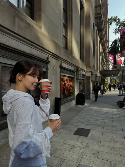 사진 = 신현빈 인스타그램