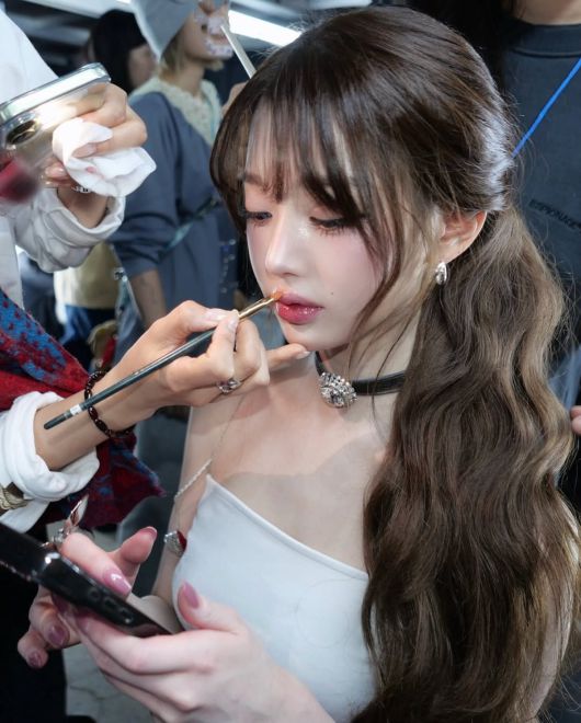 사진 = 장원영 인스타그램