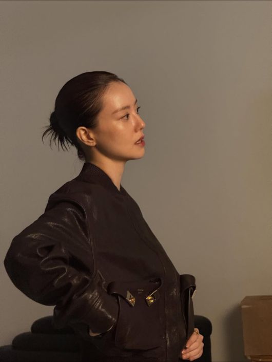 사진 = 문채원 인스타그램