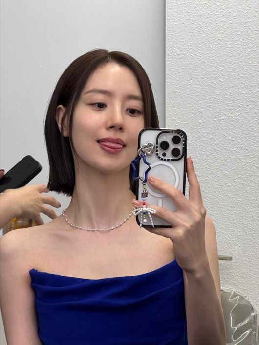 사진 = 문채원 인스타그램