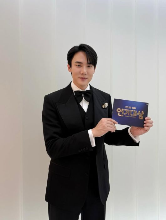 사진 = 유연석 인스타그램