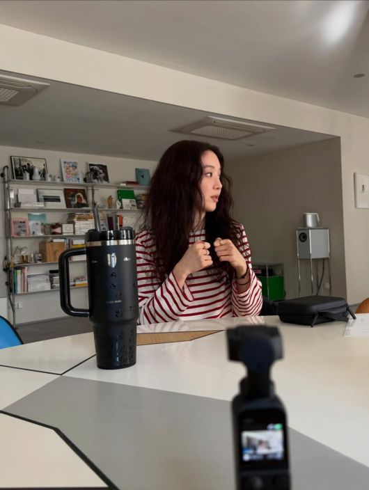 사진 = 정려원 인스타그램