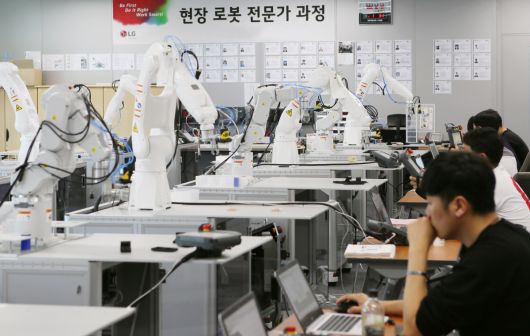 클릭하시면 큰 이미지를 볼 수 있습니다. 이투데이