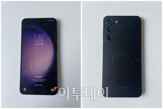 갤럭시 S23 플러스 모델 블랙 색상. 좌측부터 전면, 후면.
