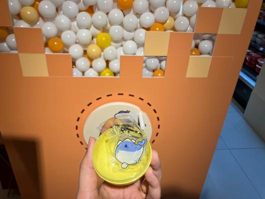 기자가 직접 이벤트에 참여해서 획득한 코인으로 경품추첨에 응모해 키링을 받았다.