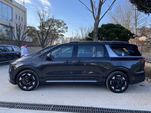 '더 뉴 카니발' 측면 디자인. 전작인 4세대 카니발과 거의 유사하다.